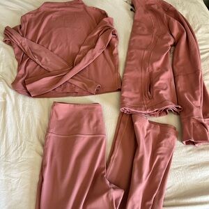Lululemon set in brier rose